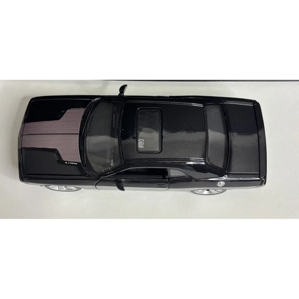 Maisto Dodge 2008 Challenger SRT8 Car Black Brown Diecast 1:24 No Box